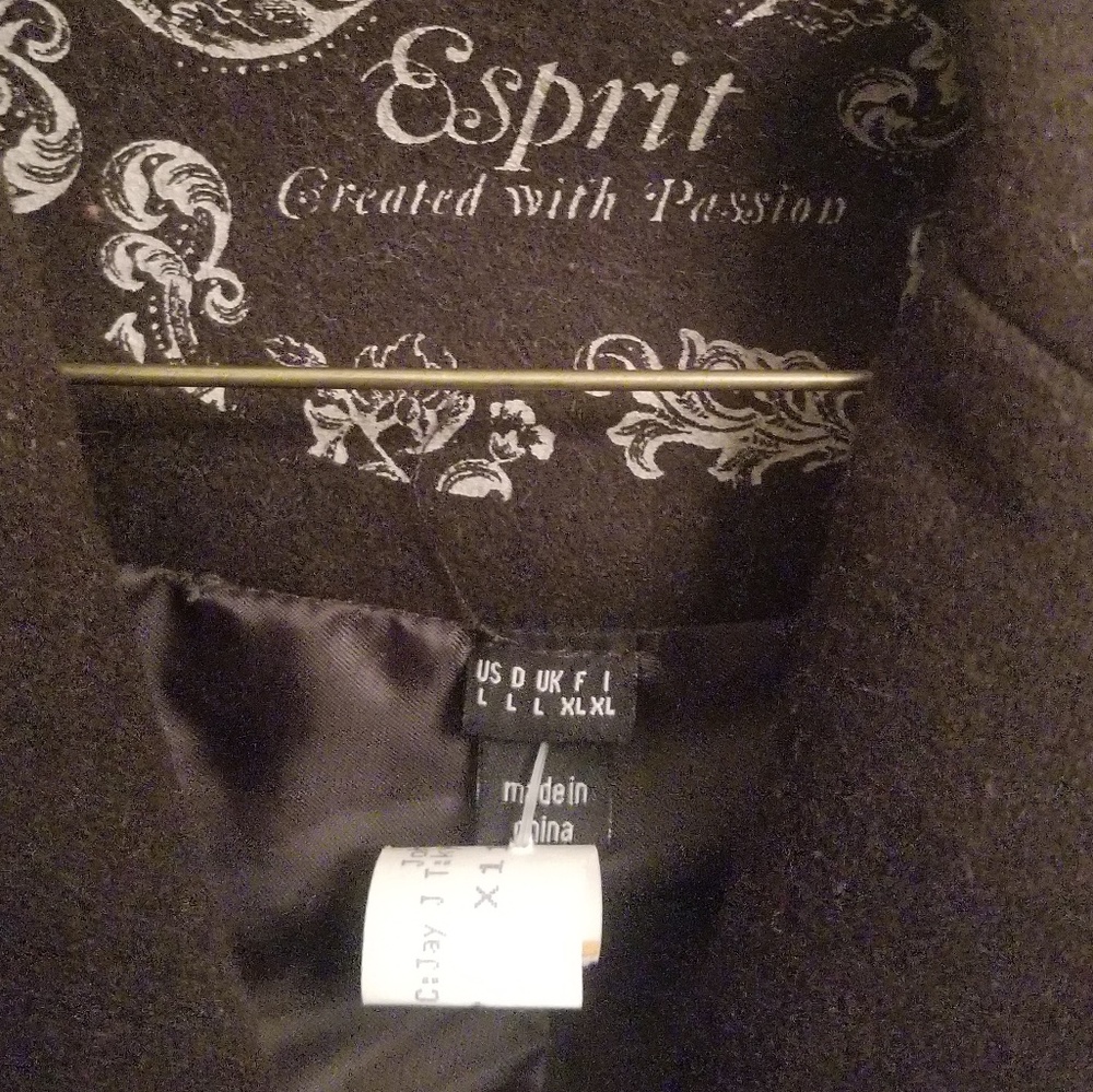 Coat - Picture 5 of 6